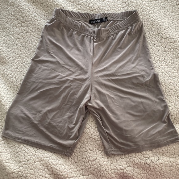 NWOT grey biker shorts - Picture 1 of 3